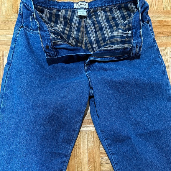 NWOT L.L. Bean Flannel Lined - Picture 2 of 6